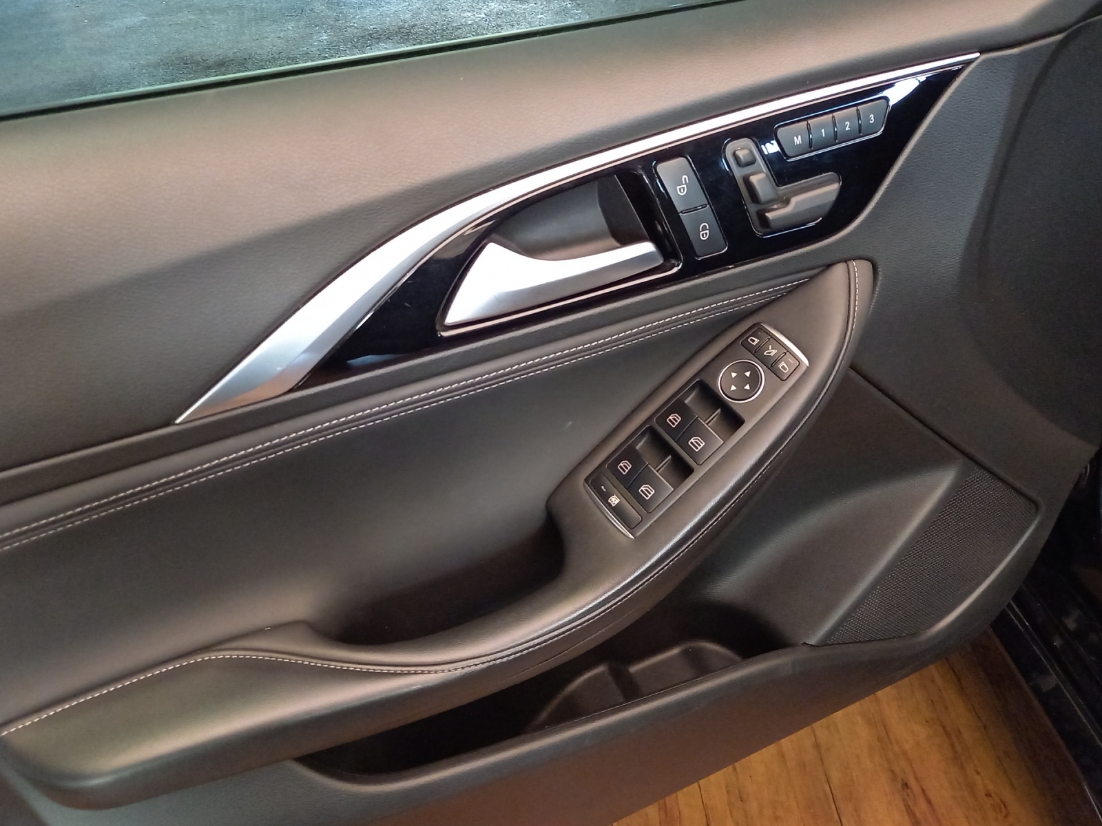 Infiniti Q30 2.2d Premium Tech DCT AWD