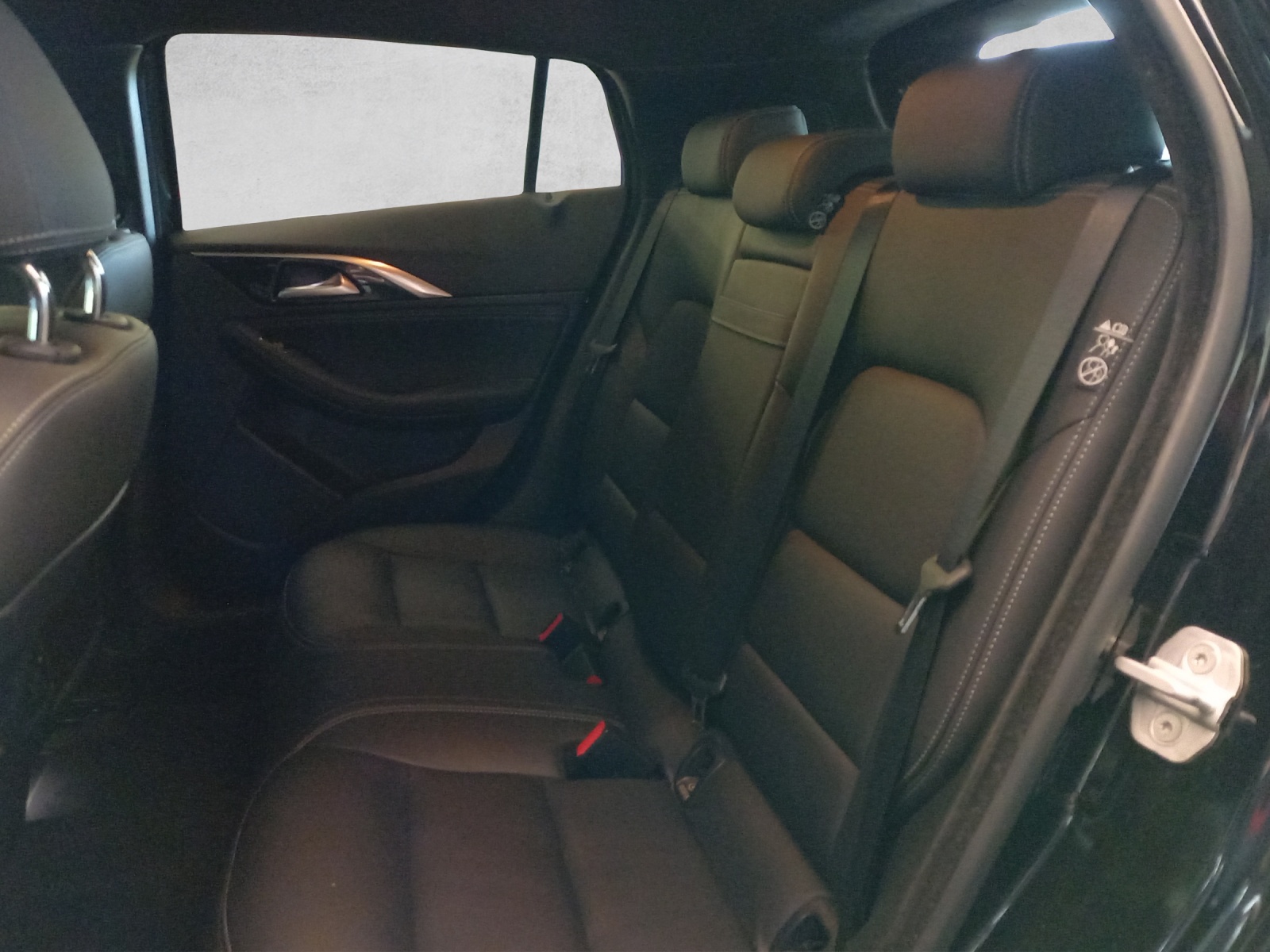 Infiniti Q30 2.2d Premium Tech DCT AWD
