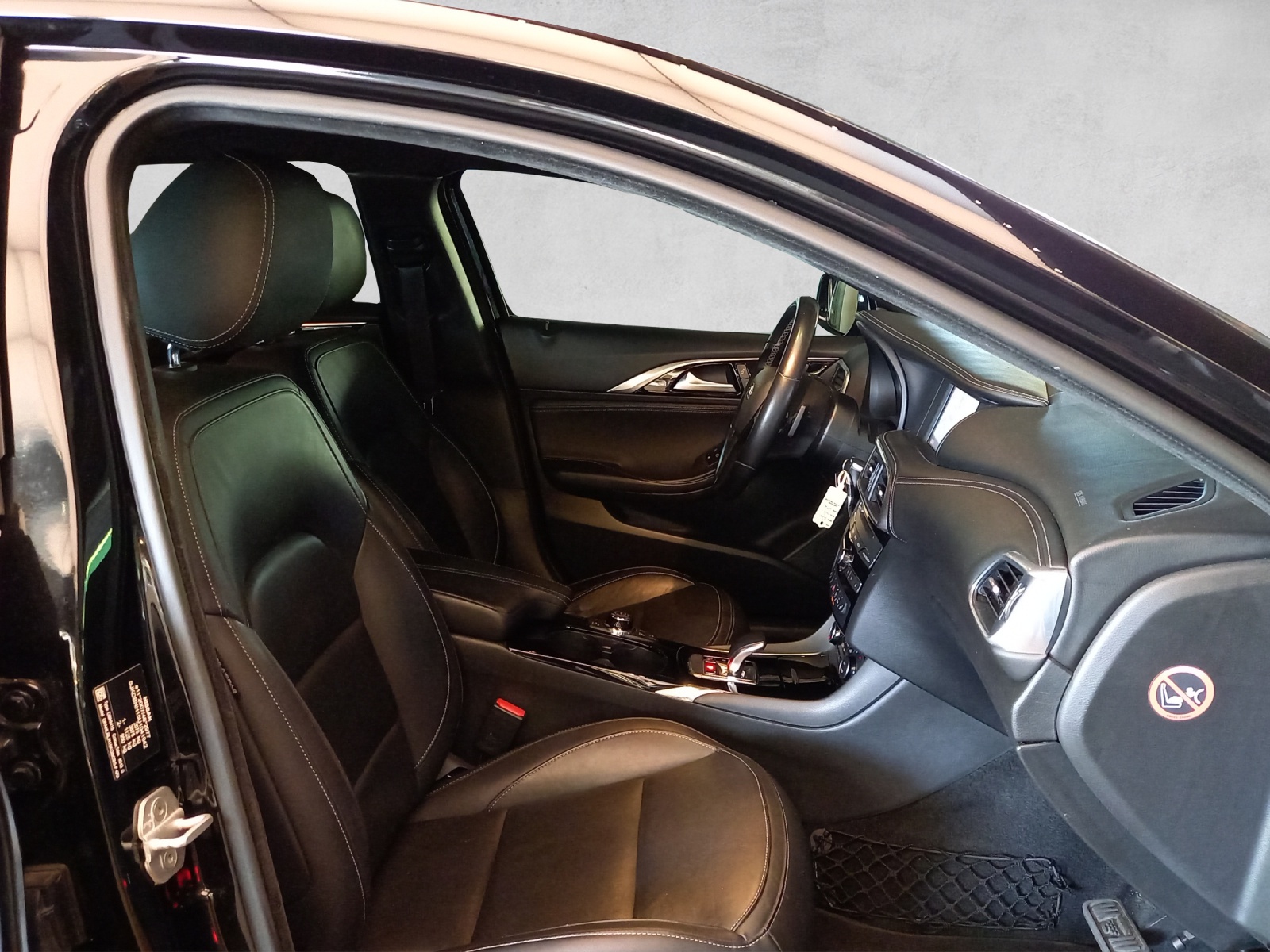 Infiniti Q30 2.2d Premium Tech DCT AWD