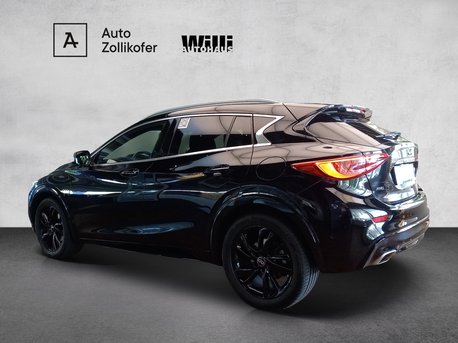 Infiniti Q30 2.2d Premium Tech DCT AWD