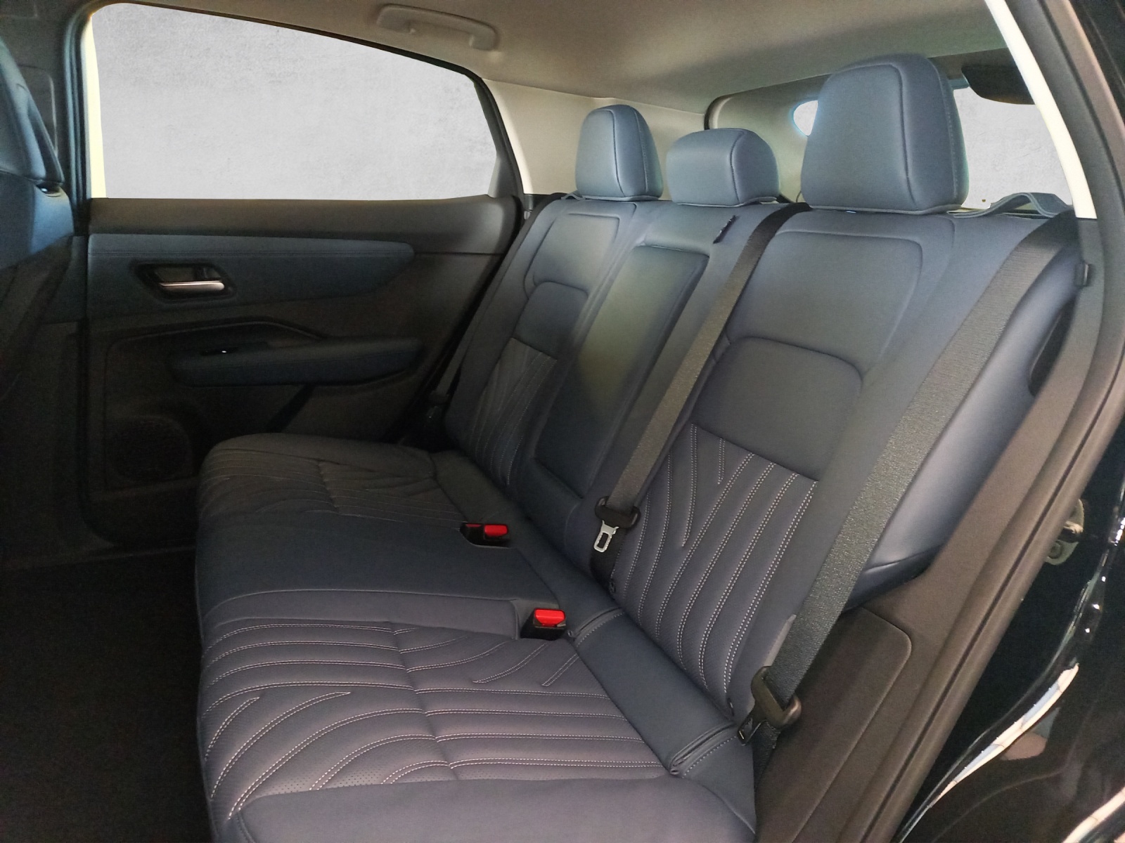 Nissan Ariya Evolve 400 e-4orce