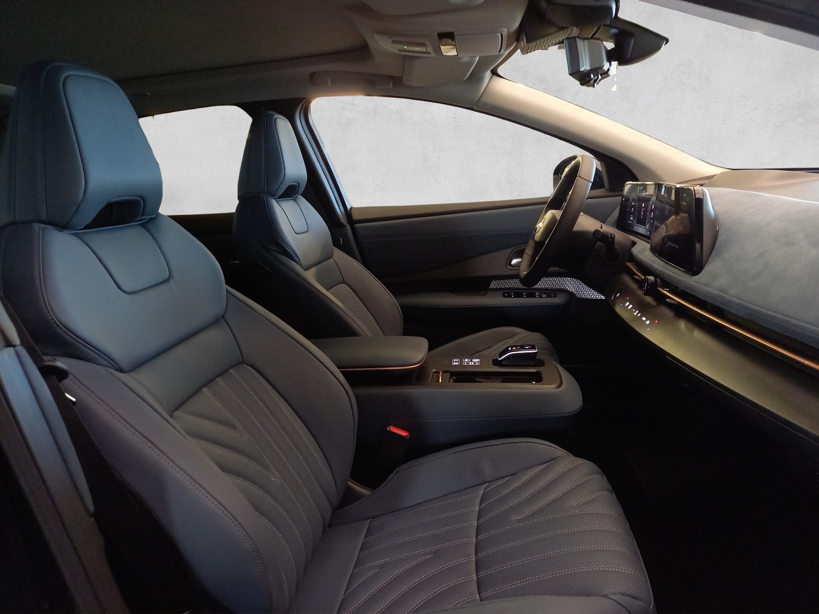 Nissan Ariya Evolve 400 e-4orce